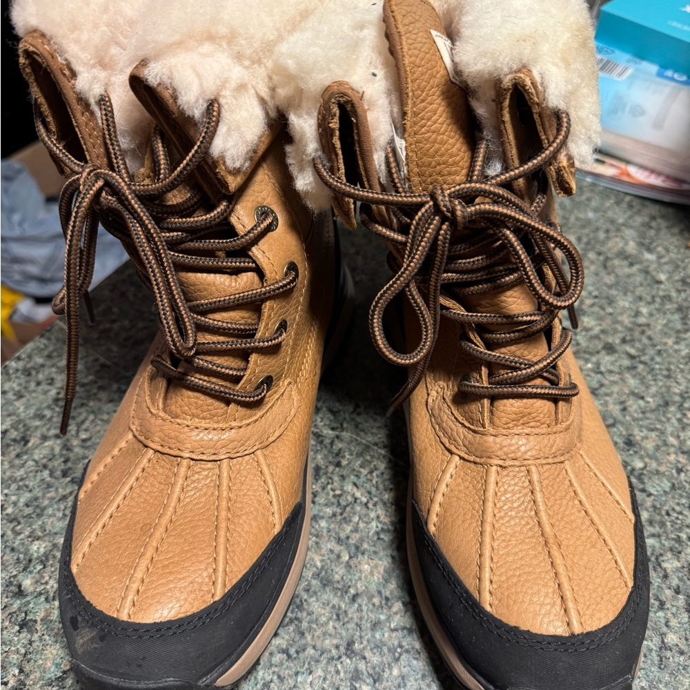 Women's Tan Winter Boots